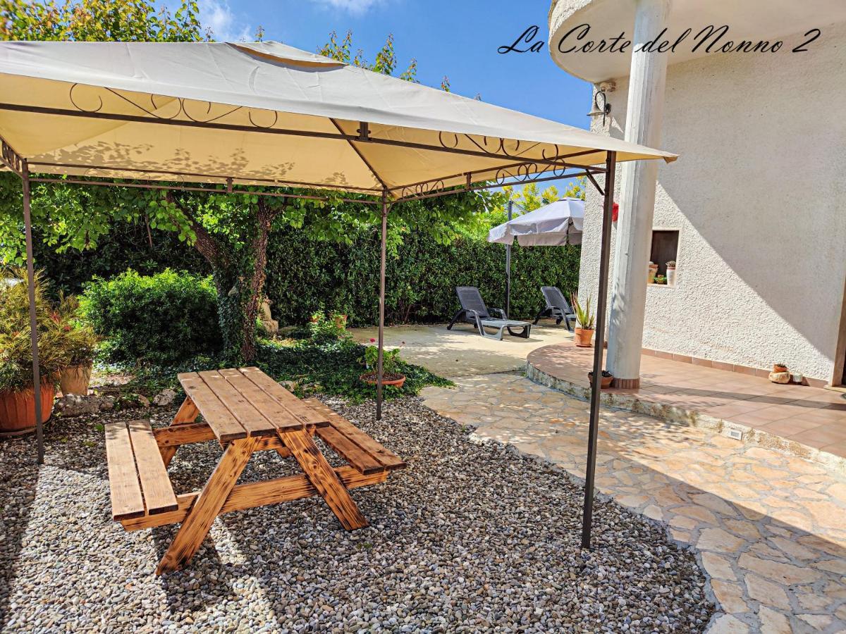 La Corte Del Nonno By Itriahomes Ceglie Messapica Buitenkant foto